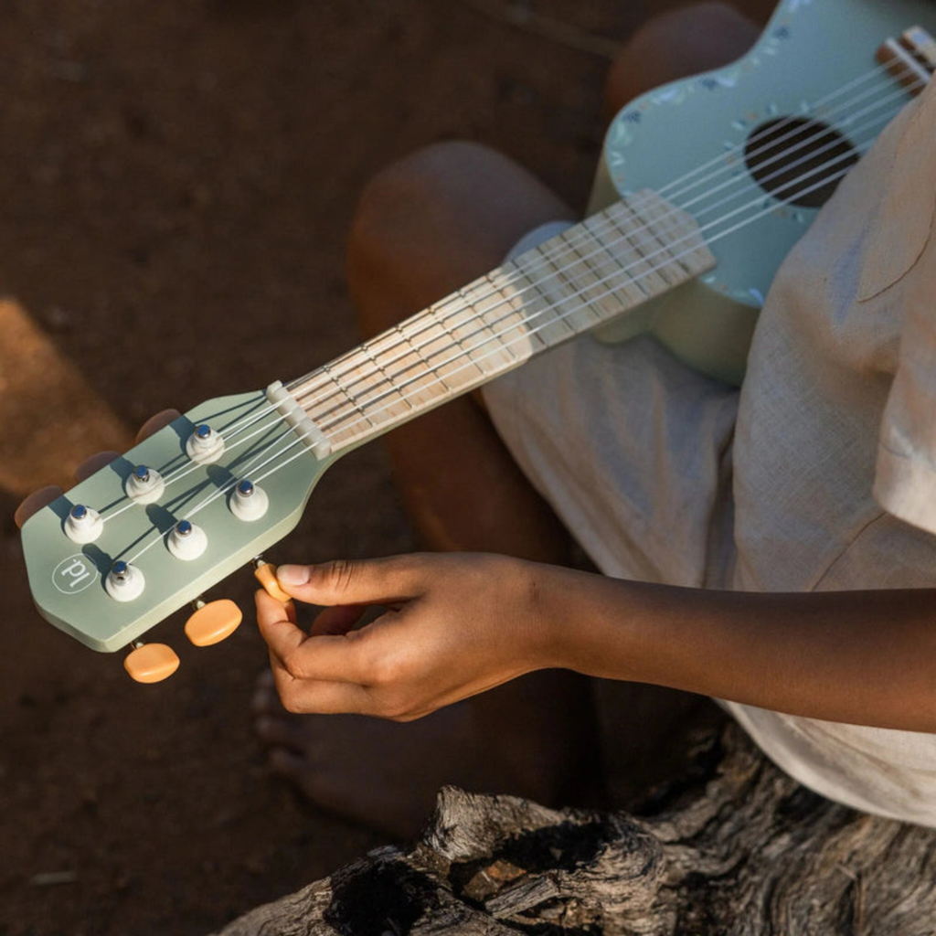 CHITARRA